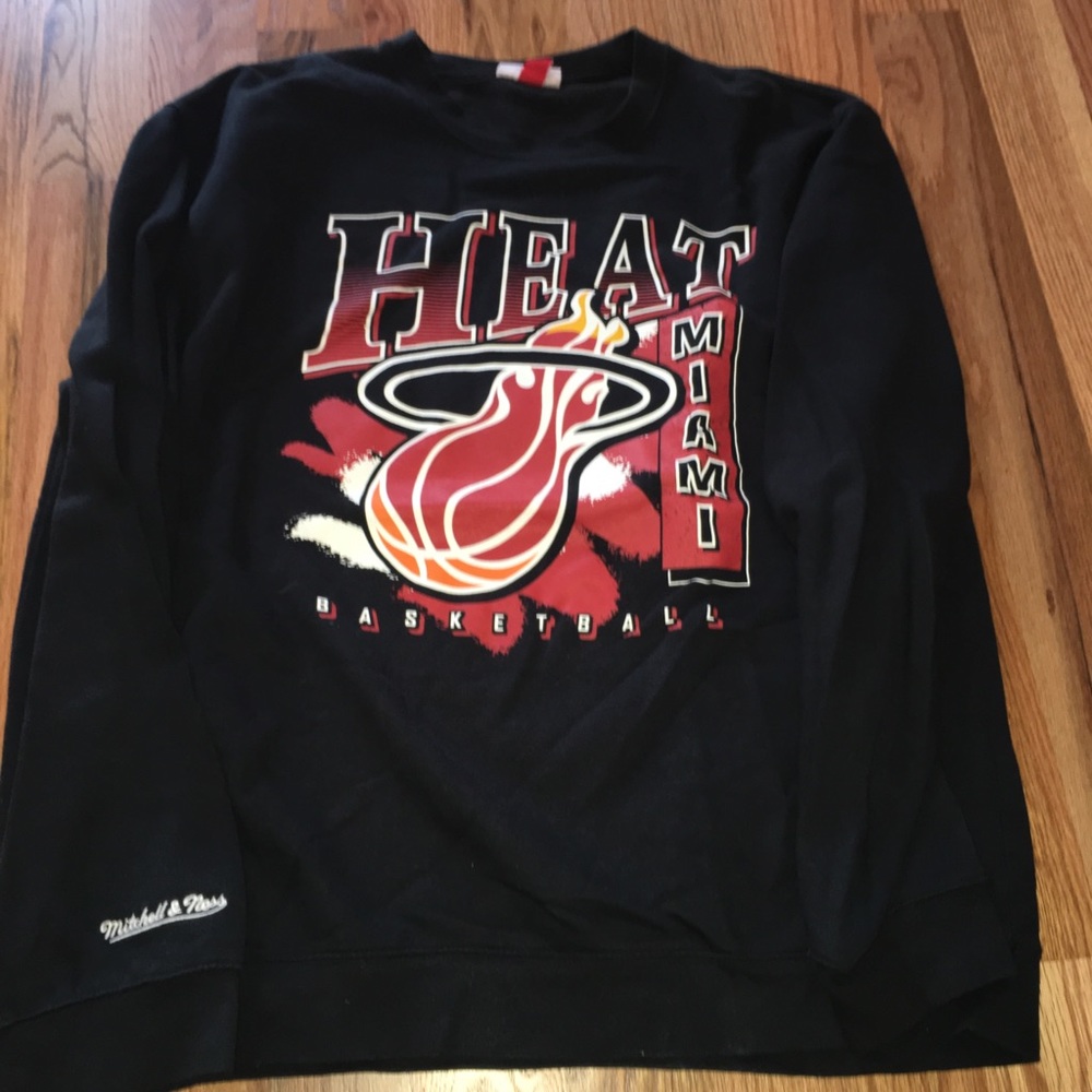 Mitchell & Ness Miami Heat sweater